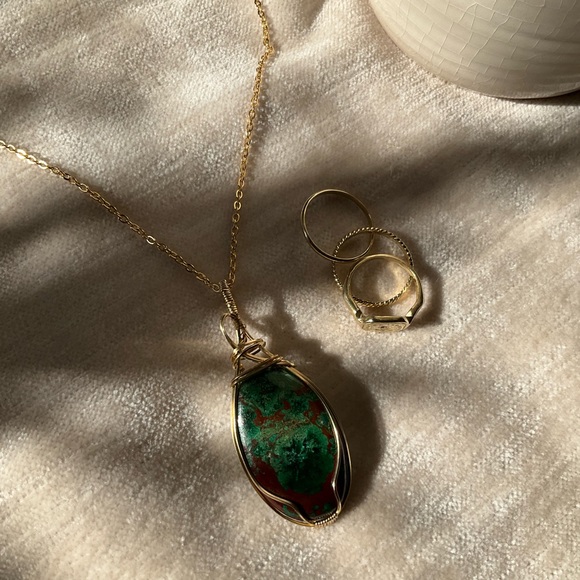 Chrysocolla Healing Stone Pendant in 14k gold fill frame - Picture 6 of 12